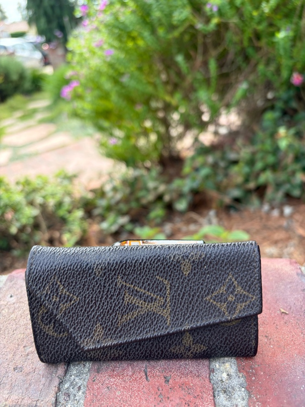 Rare Louis Vuitton Amiet Monogram KeyCase France Datecode Inside Authentic